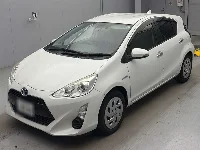 Цена авто Toyota Aqua с аукционов Японии, номер кузова NHP10, пробег 67 000, оценка 2