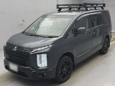 MITSUBISHI DELICA D5