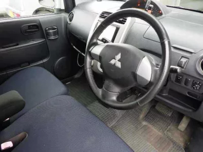 MITSUBISHI EK SPORTS