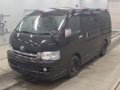 TOYOTA HIACE