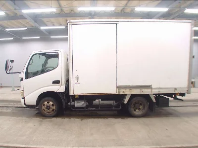 TOYOTA DYNA