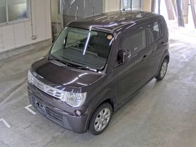 SUZUKI MRWAGON
