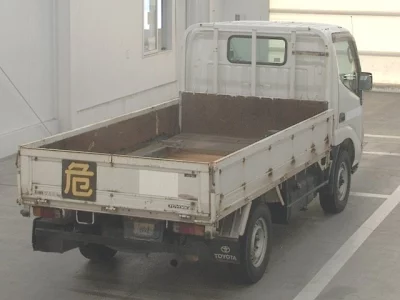 TOYOTA DYNA