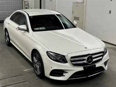 MERCEDES BENZ E CLASS