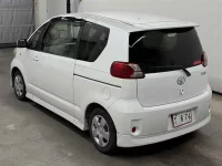 Цена авто Toyota Porte с аукционов Японии, номер кузова NNP10, пробег 112 000, оценка 2