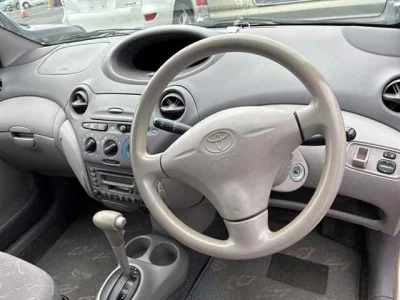 TOYOTA PLATZ