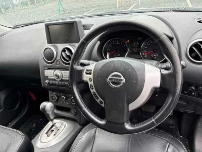 NISSAN DUALIS