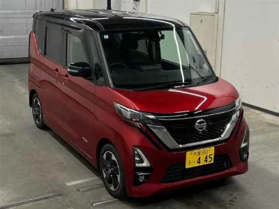 NISSAN ROOX