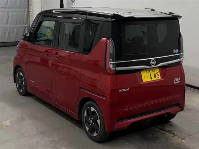 NISSAN ROOX