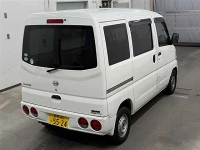 NISSAN CLIPPER VAN