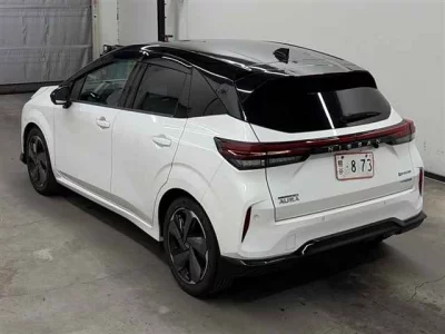 NISSAN AURA