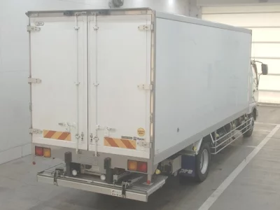 MITSUBISHI FUSO FIGHTER