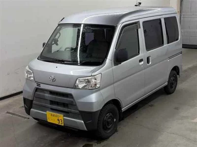 TOYOTA PIXIS VAN