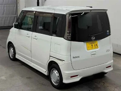 NISSAN ROOX