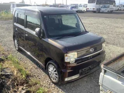DAIHATSU MOVE CONTE