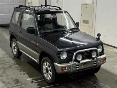 MITSUBISHI PAJERO MINI