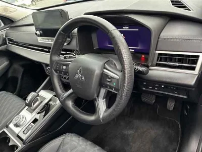 MITSUBISHI OUTLANDER PHEV