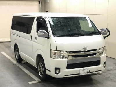TOYOTA HIACE