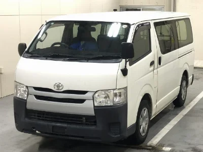 TOYOTA HIACE