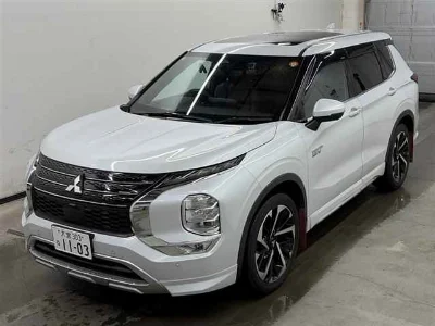 MITSUBISHI OUTLANDER PHEV