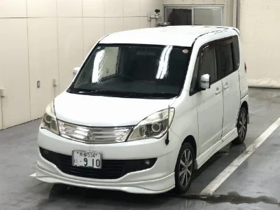MITSUBISHI DELICA D2