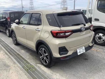 DAIHATSU ROCKY