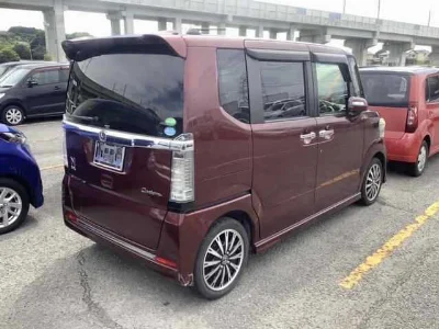 HONDA N BOX