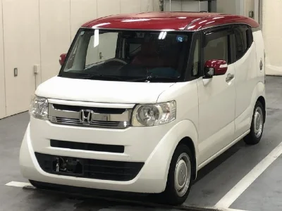 HONDA N BOX SLASH
