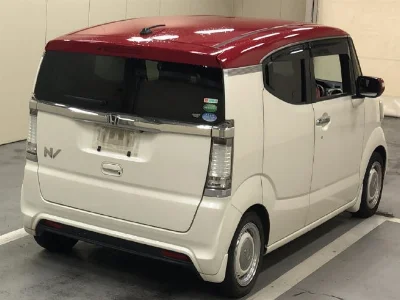 HONDA N BOX SLASH
