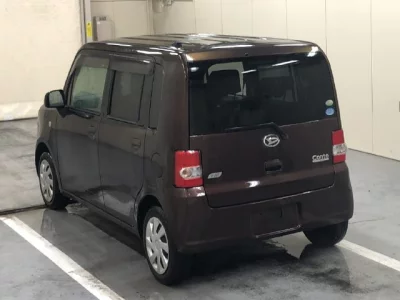 DAIHATSU MOVE CONTE