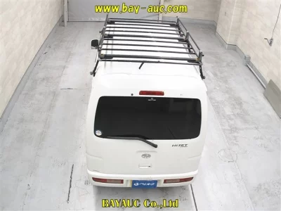 DAIHATSU HIJET VAN