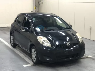 TOYOTA VITZ