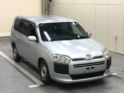 TOYOTA SUCCEED
