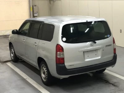 TOYOTA SUCCEED