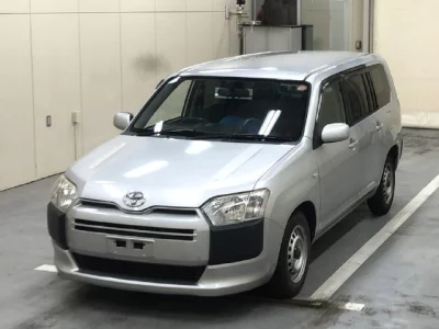 TOYOTA SUCCEED