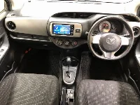 Цена авто Toyota Vitz с аукционов Японии, номер кузова KSP130, пробег 84 000, оценка 2