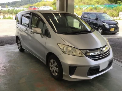 HONDA FREED