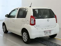 Цена авто Toyota Passo с аукционов Японии, номер кузова KGC30, пробег 42 000, оценка 3