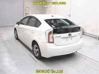 Цена авто Toyota Prius с аукционов Японии, номер кузова ZVW30, пробег 136 000, оценка 2