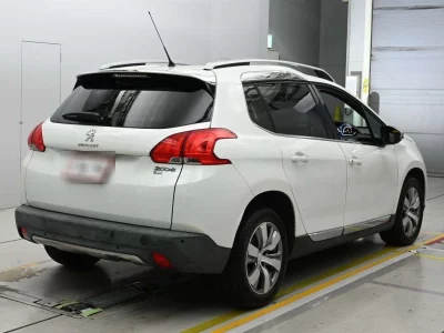 PEUGEOT 2008
