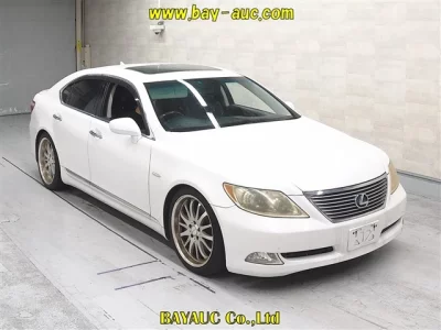 LEXUS LS