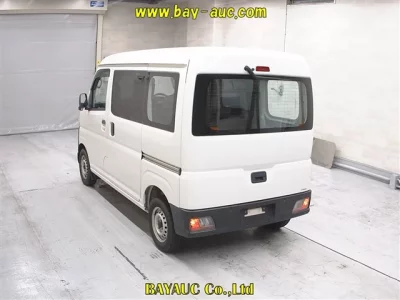 TOYOTA PIXIS VAN