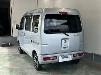DAIHATSU HIJET VAN