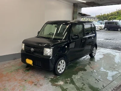 TOYOTA PIXIS SPACE