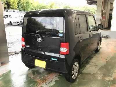 TOYOTA PIXIS SPACE