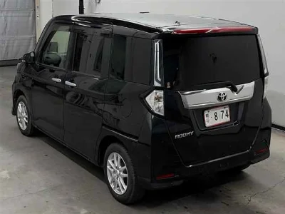 TOYOTA TANK