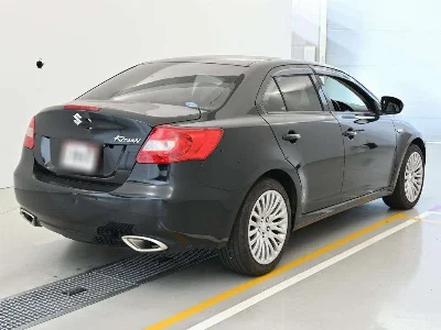SUZUKI KIZASHI