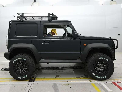 SUZUKI JIMNY SIERRA