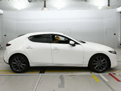 MAZDA MAZDA3 FASTBACK