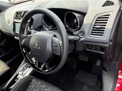 MITSUBISHI RVR